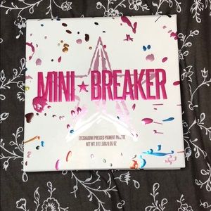 Jeffree Star mini jawbreaker palette